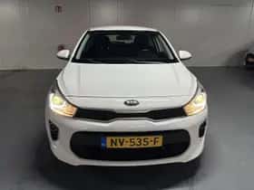 Kia Rio (2017) thumbnail 21