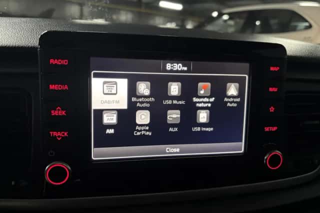 Kia Rio (2017) thumbnail 8
