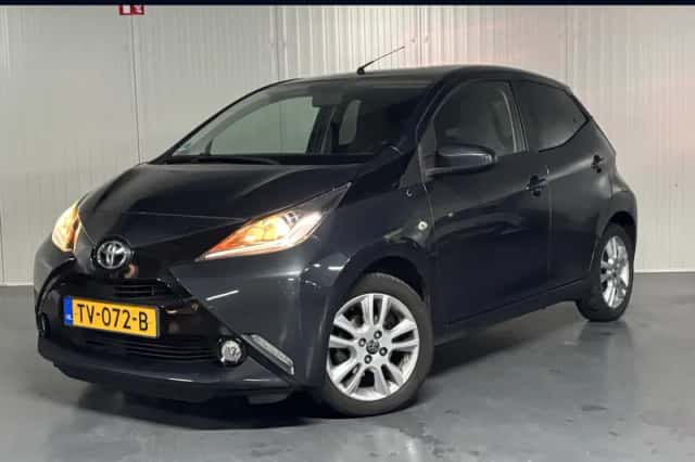 Toyota Aygo (2018) thumbnail 1