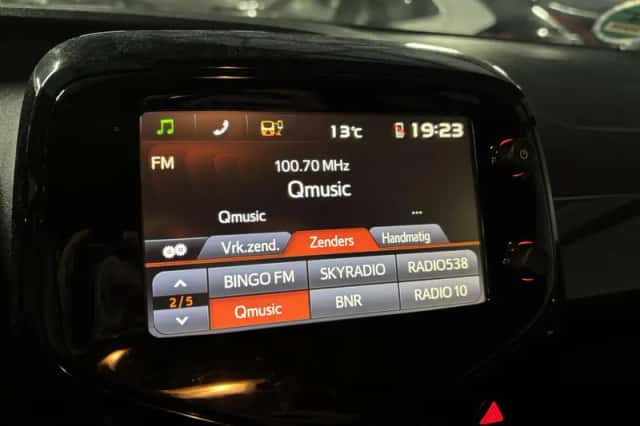 Toyota Aygo (2018) thumbnail 13