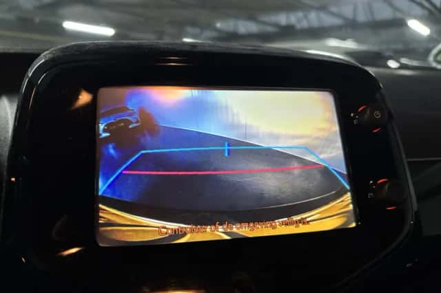 Toyota Aygo (2018) thumbnail 14