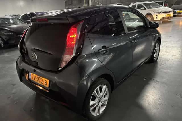 Toyota Aygo (2018) thumbnail 19