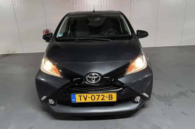 Toyota Aygo (2018) thumbnail 21