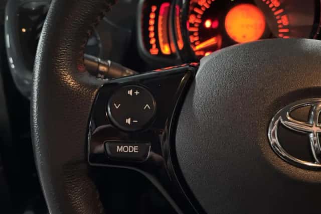 Toyota Aygo (2018) thumbnail 5