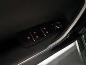 Kia Ceed Sportswagon (2023) thumbnail 4