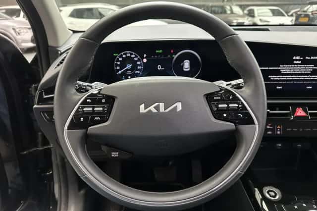 Kia Niro (2024) thumbnail 11