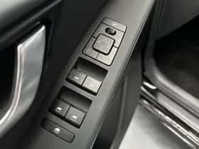 Kia Niro (2024) thumbnail 3