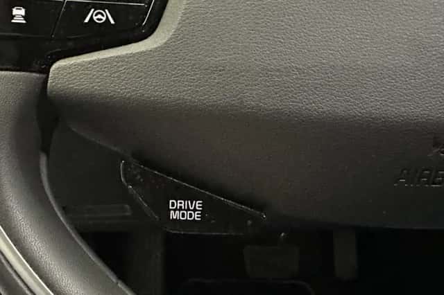 Kia Niro (2024) thumbnail 10
