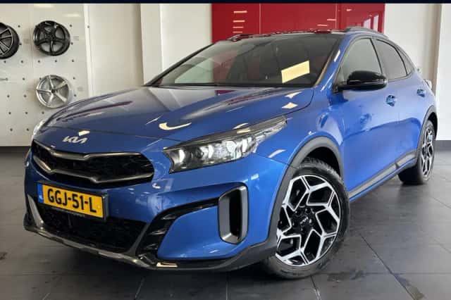 Kia XCeed (2024) thumbnail 1