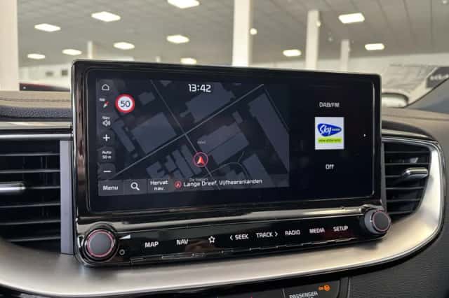 Kia XCeed (2024) thumbnail 14
