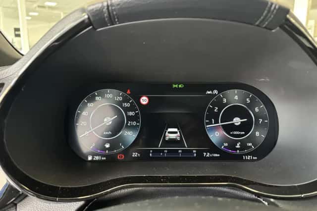 Kia XCeed (2024) thumbnail 8