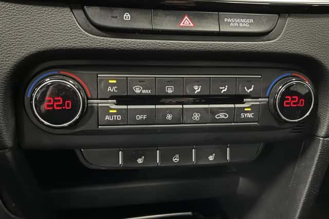 Kia XCeed (2021) thumbnail 11