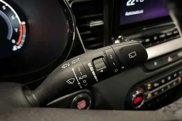 Kia XCeed (2021) thumbnail 9