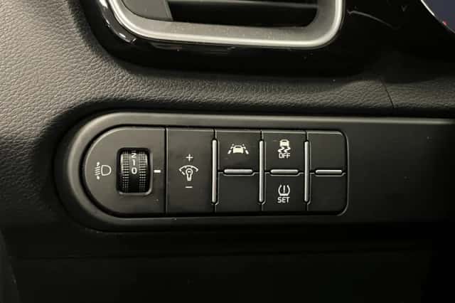 Kia XCeed (2021) thumbnail 10