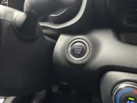 Toyota Yaris (2022) thumbnail 12