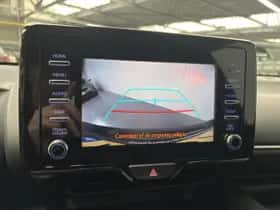 Toyota Yaris (2022) thumbnail 19