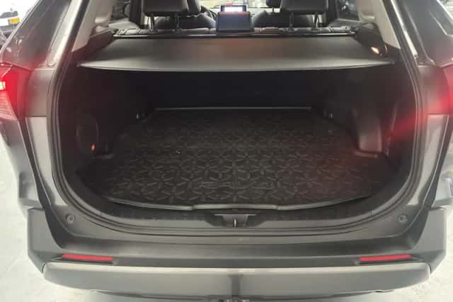 Toyota RAV4 (2019) thumbnail 24