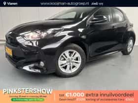 Toyota Yaris (2024) thumbnail 1