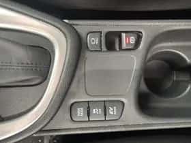 Toyota Yaris (2024) thumbnail 17