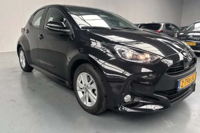 Toyota Yaris (2024) thumbnail 23