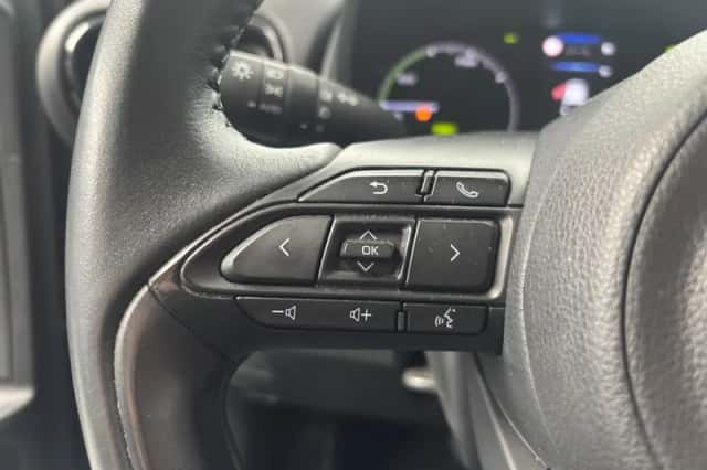 Toyota Yaris (2024) thumbnail 8