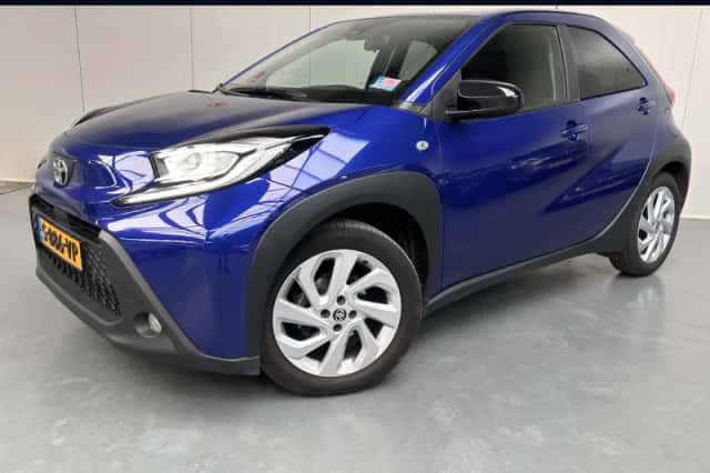 Toyota Aygo (2023) thumbnail 1