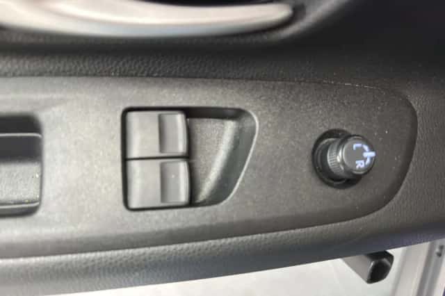 Toyota Aygo (2023) thumbnail 4