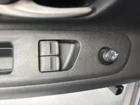Toyota Aygo (2023) thumbnail 4