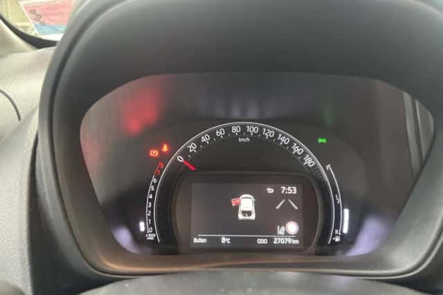 Toyota Aygo (2023) thumbnail 5
