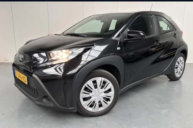 Toyota Aygo (2024) thumbnail 1