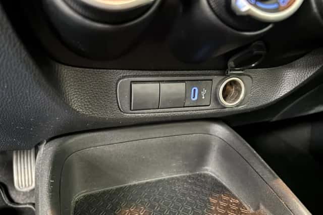 Toyota Aygo (2024) thumbnail 17