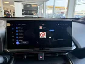 Toyota C-HR (2025) thumbnail 11