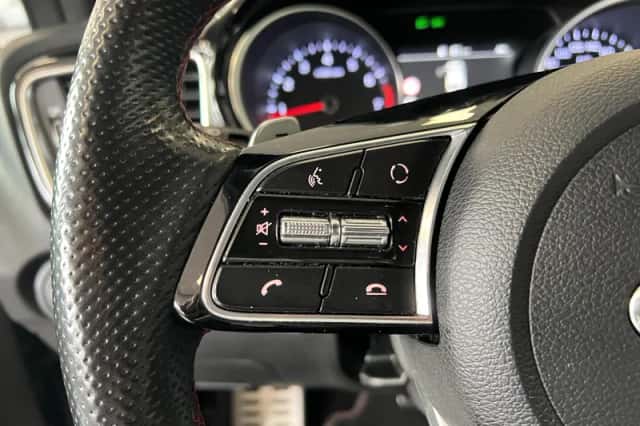 Kia Proceed (2019) thumbnail 2