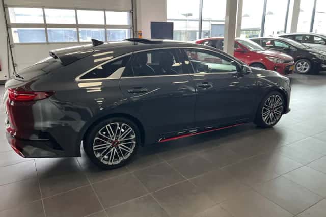 Kia Proceed (2019) thumbnail 25
