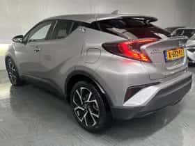 Toyota C-HR (2019) thumbnail 26