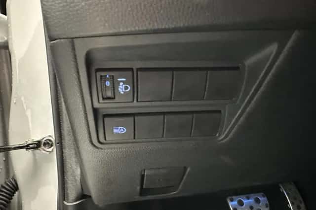 Toyota Yaris (2024) thumbnail 18