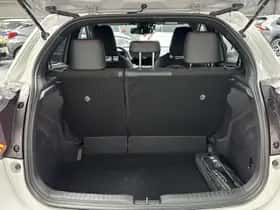 Toyota Yaris (2024) thumbnail 24
