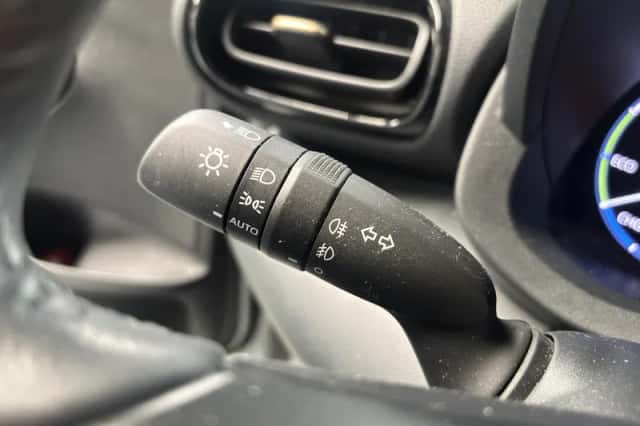 Toyota Yaris Cross (2022) thumbnail 12