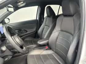 Toyota Yaris Cross (2022) thumbnail 4