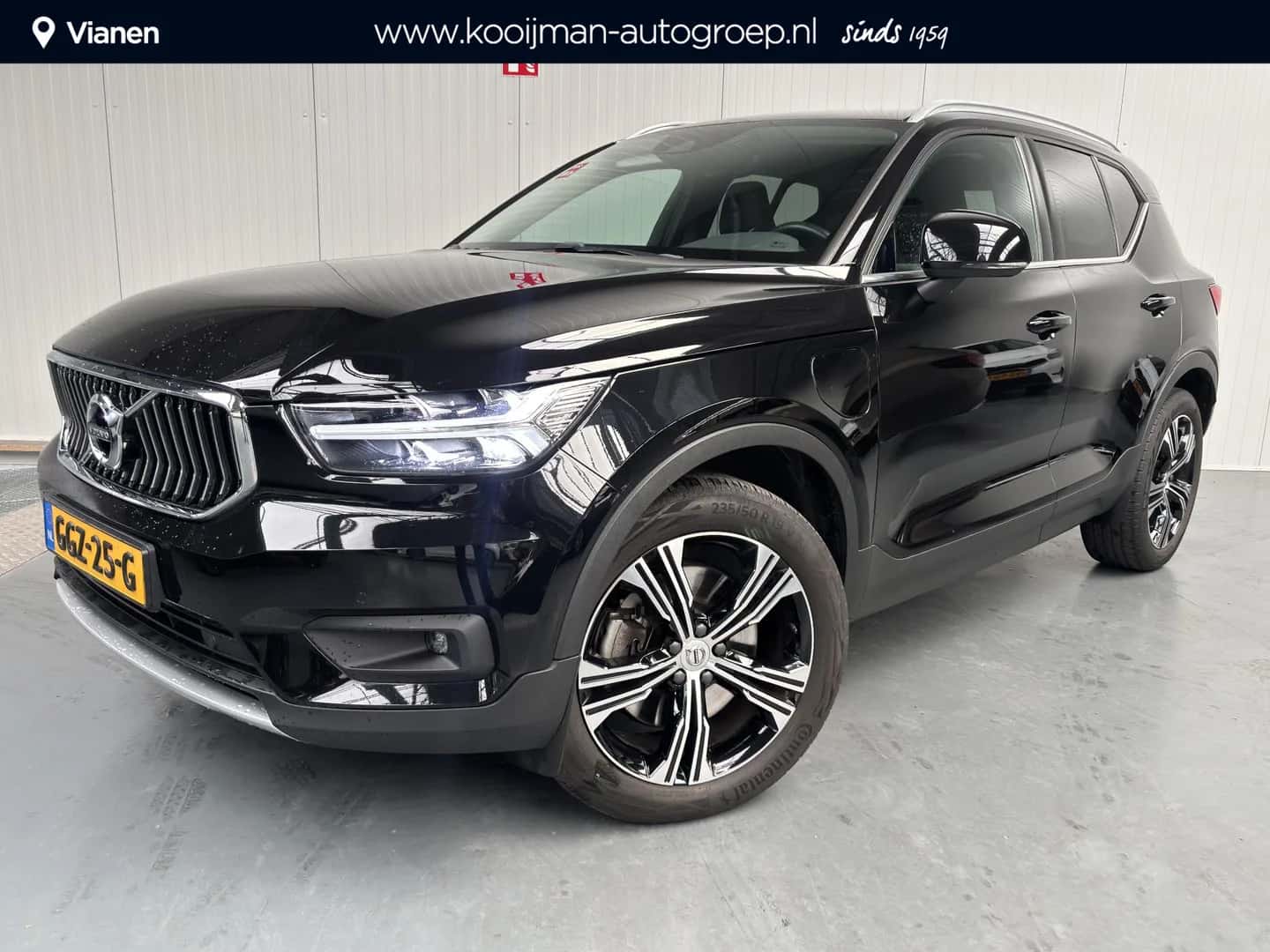 Volvo XC40 (2020) — foto 1