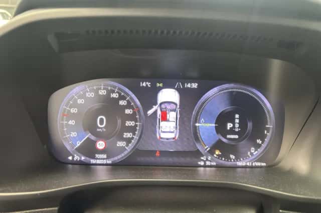 Volvo XC40 (2020) thumbnail 7