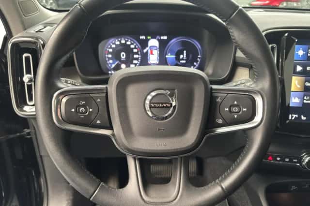 Volvo XC40 (2020) thumbnail 8