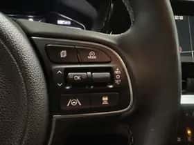 Kia Niro (2021) thumbnail 7