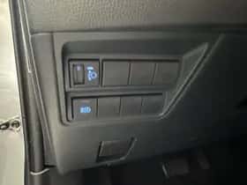 Toyota Yaris Cross (2024) thumbnail 4