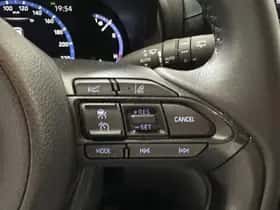 Toyota Yaris Cross (2024) thumbnail 9