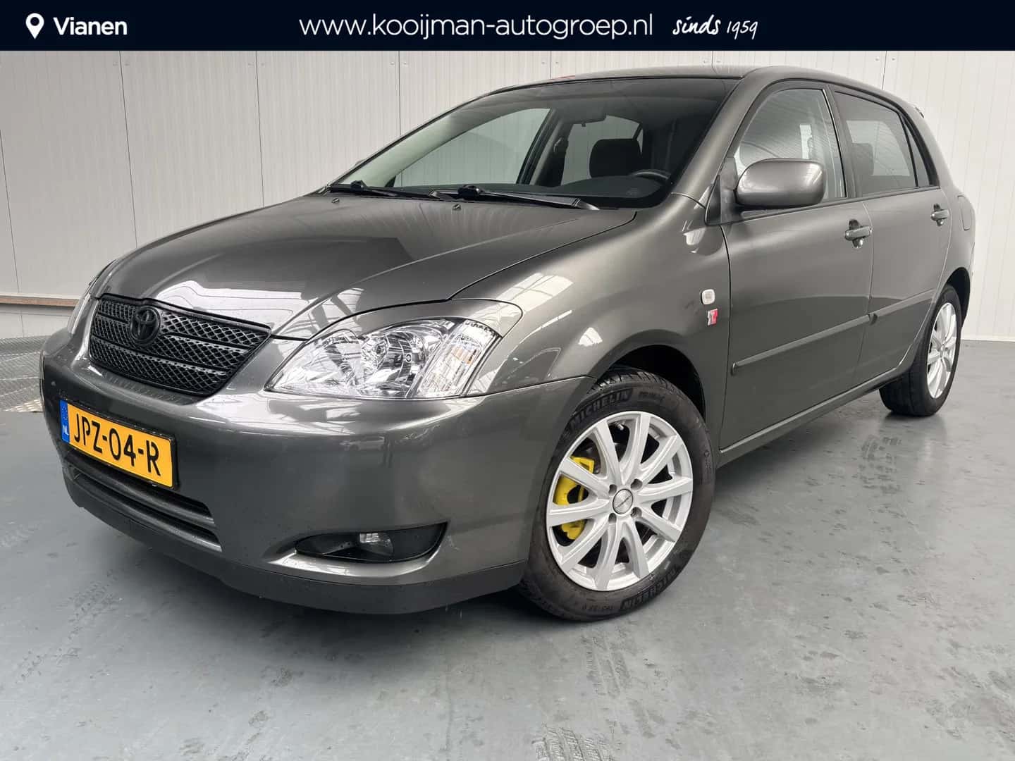 Toyota Corolla (2004) — foto 1