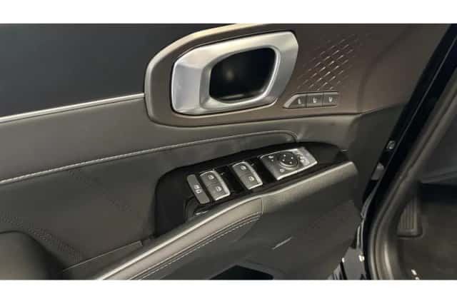 Kia Sorento (2026) thumbnail 4