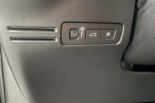 Volvo XC40 (2020) thumbnail 13