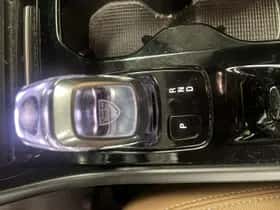 Volvo XC40 (2020) thumbnail 20