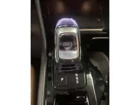 Volvo XC40 (2020) thumbnail 21